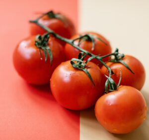 Pomidor to owoc czy warzywo? Dowiedz się!
