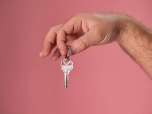Jeden klucz do wszystkich pomieszczeń w gospodarstwie domowym - czy to bezpieczne?