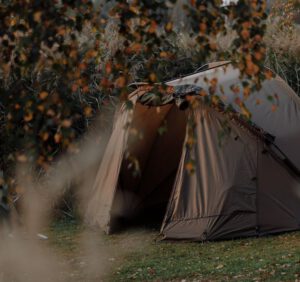 Namioty karpiowe – niezbędne podczas wyprawy na karpie