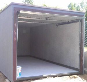 Garaże z płyt betonowych: dlaczego są bardzo popularne?